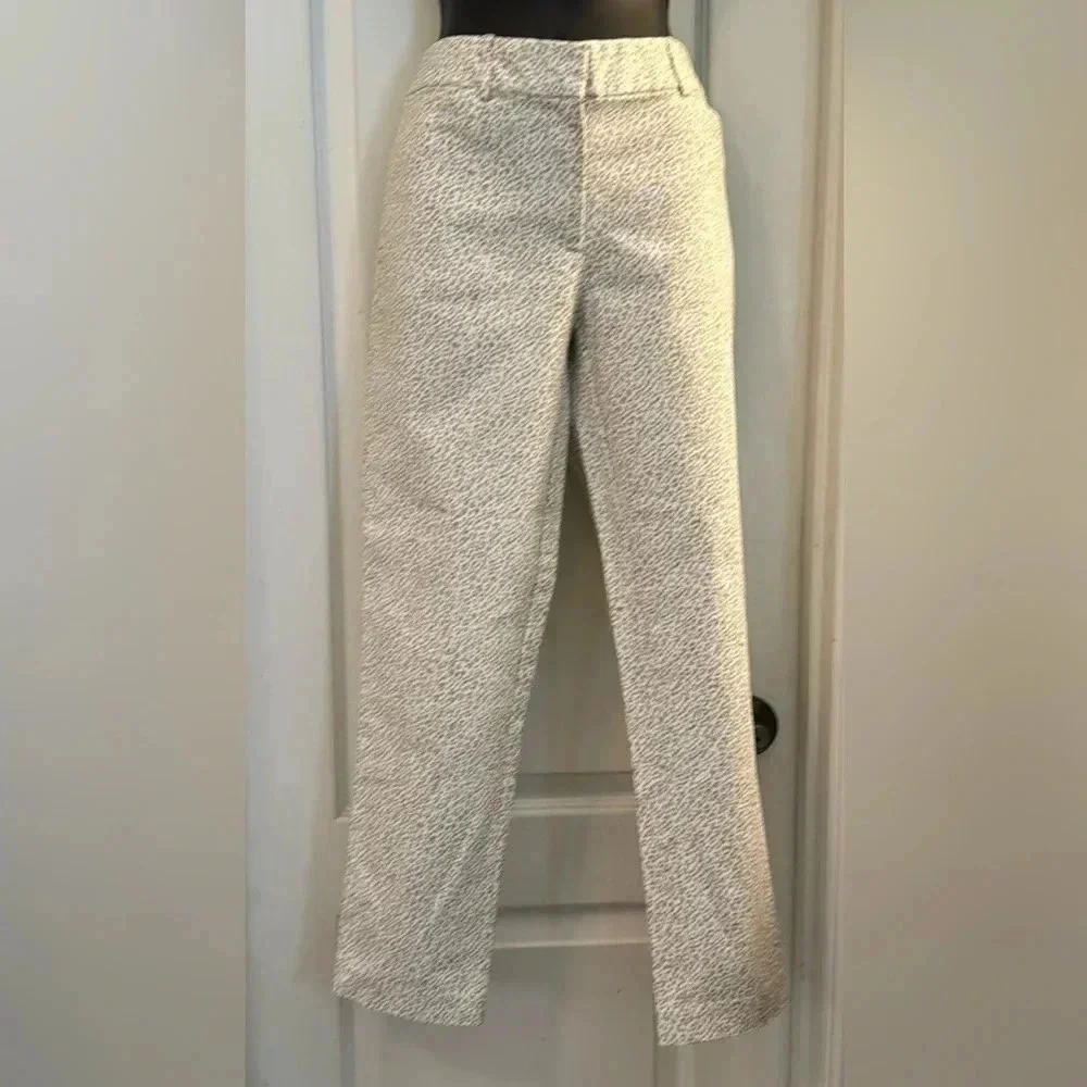 Liz Claiborne white and tan pants